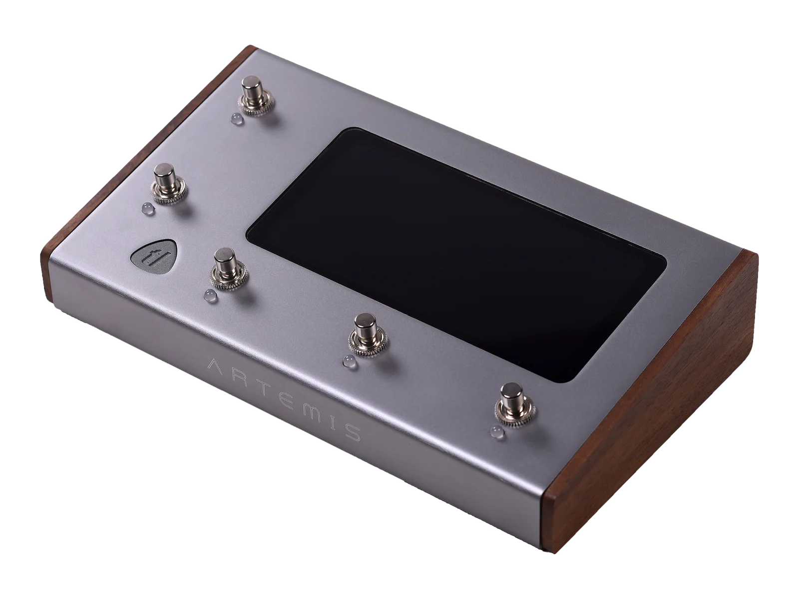 Artemis with its walnut side panels